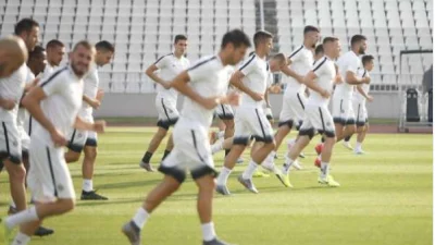 Prvi trening na novoj travi, Linglong  Superliga Srbije