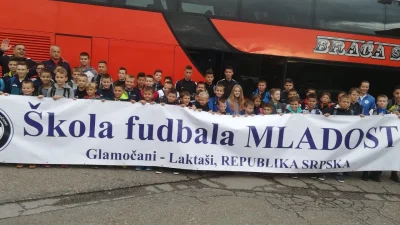 Mladоst Glamоčani  uz Partizan