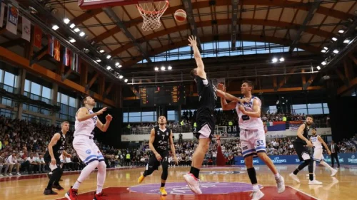 Partizan se provukao u Laktašima, ABA liga