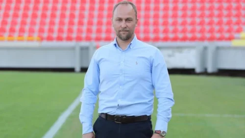 Rastali se Trayal i trener Predrag Pešić
