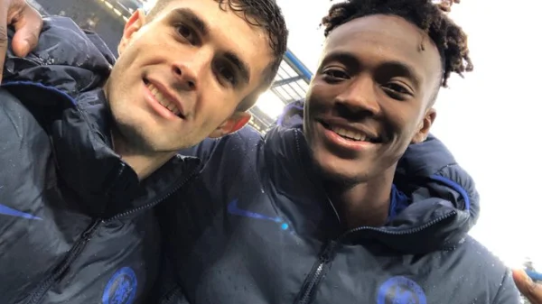 Pl: Čelsi nastavio pobjednički niz, Engleska: Premier League