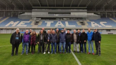 Oni vole fudbal!