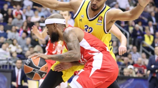 EL: Alba rutinirala blijedu Zvezdu, Euroleague