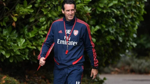 Arsenal otpustio Emerija, Engleska: Premier League
