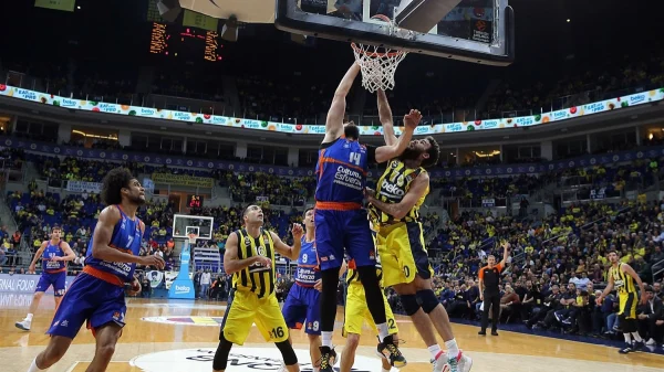 EL: Fener izgubio dobijen meč, Dubljević junak, Euroleague
