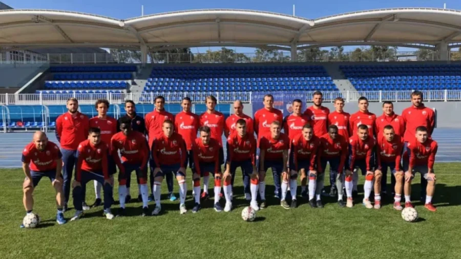 Fudbalska ekspedicija RFK Grafičara danas poleće prema Antaliji