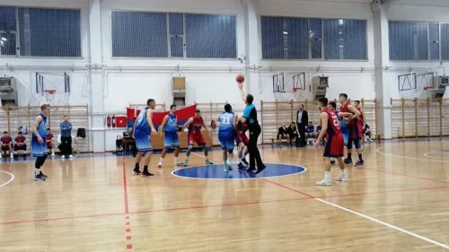 Budućnost ubjedljiva protiv Slavije, Prva liga RS