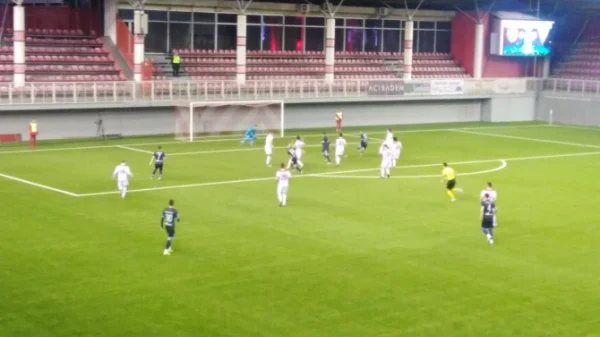 Golubovima prijatno  u Zmajevom gnezdu (video), Linglong  Superliga Srbije