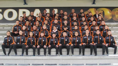 Na stadionu u Šamcu reflektori, a fudbalerima nova oprema, Druga liga RS – Zapad