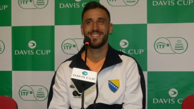Džumhur slavio, BiH vodi