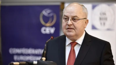 Milutin Popović: Kome se i zašto žuri?