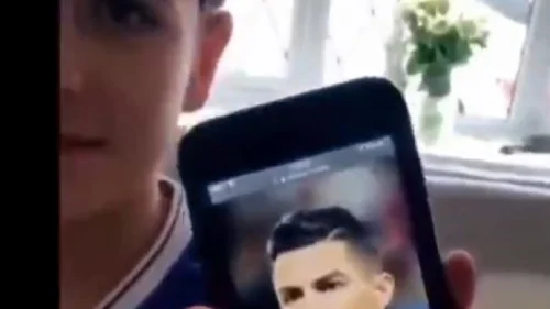 Frizura ala Ronaldo,ali koji???