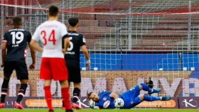 Pakleni finiš Kelna, Nemačka: Bundesliga