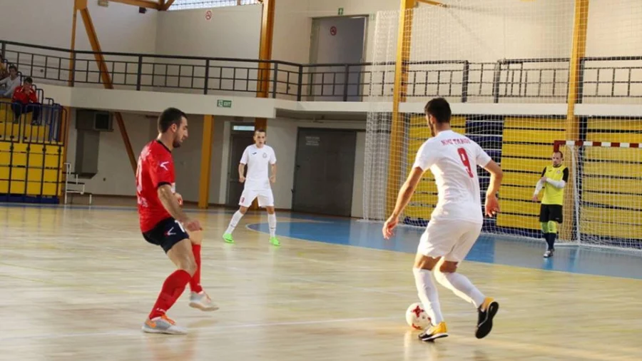 Elez u Željezničaru, Premijer liga BiH