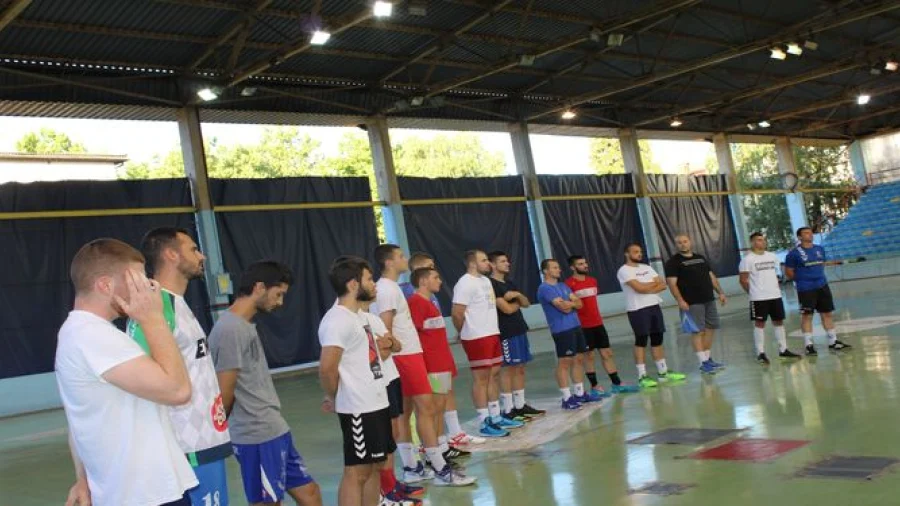 Kelentrić prozvao rukometaše Sloge (FOTO)