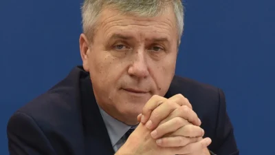 Kako se radilo u Bokelju?, Druga 2.CFL