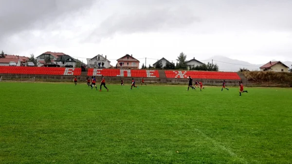 LeoStarsi porazili Velež, Omladinska liga FSRS predpioniri, jug