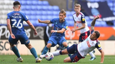 Bolton ponovo prosuo bodove, Morkamb senzacionalni lider