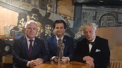 Nagrada Slavku Basari i Žurnalu