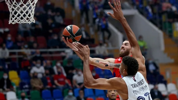 EL: Džejms riješio derbi, Euroleague