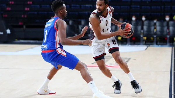 EL: Panter srušio Efes, Micić tragičar, Euroleague