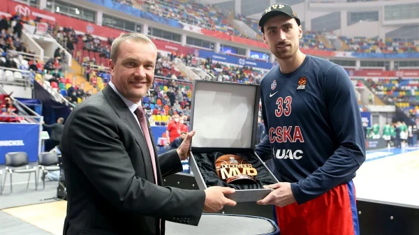 EL: Dabl-dabl Milutinova u pobjedi CSKA, Euroleague