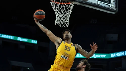 EL: Efes ponizio Himkija, Euroleague