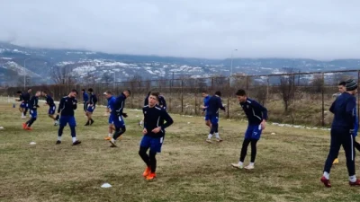 U Radničkom "radno i paradno" neki odlaze, drugi se čekaju