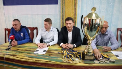Gacko ili Bimal?, Premijer liga BiH - Plej of