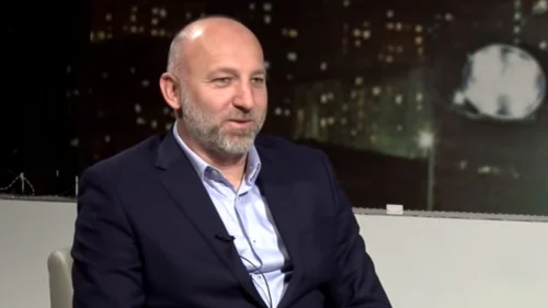 “Objektivni” Cviko  nanišanio Peteva
