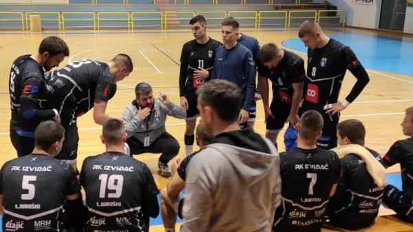 Lokomotiva na slijepom kolosijeku, Premijer liga BiH