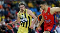 EL: Desetkovani Fener pao u poslednjem periodu