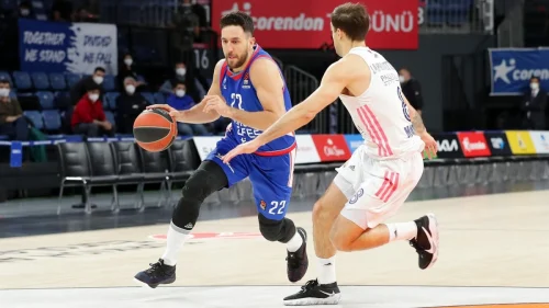 EL: Efes ponovo deklasirao Real i poveo sa 2-0, Euroleague