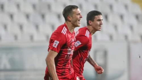 Zmajevi trijumfalno u Pazaru