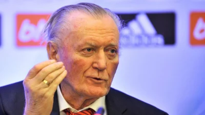 Al­he­mi­čar sa Gr­ba­vi­ce