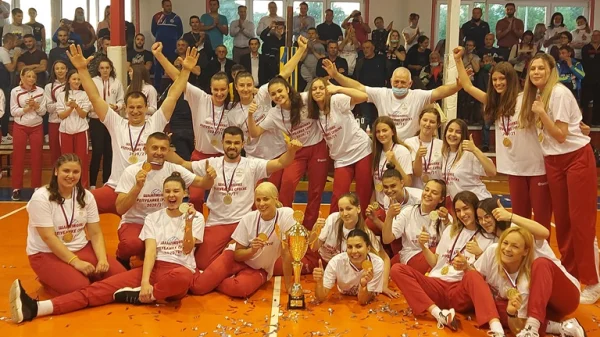 Šamac slavi šampionke, Prva liga Republike Srpske