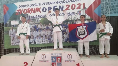 Trinaest medalja za džudiste Famosa