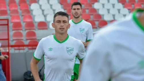 Komarčević u 33. godini trese mreže i namešta golove