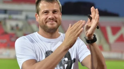Lalatović pregovara sa inostranim klubovima, ali tvrdi da je i dalje trener Radničkog