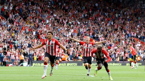 Hrabri Sautempton uzeo bod Junajtedu, Engleska: Premier League
