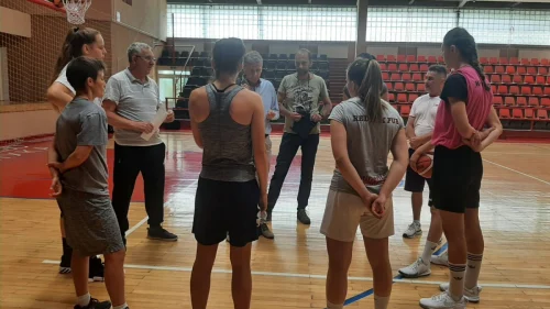 Svitlica prozvala Orlove