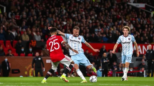 Mojes presudio ''svojima'', Arsenal i Lester rutinski do osmine finala, Engleska: Premier League