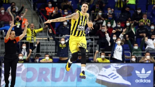 EL: Saletov Fener ubjedljiv protiv Olimpijakosa
