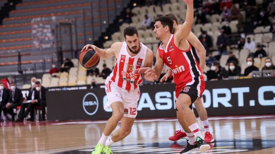 EL: Zvezda slavila u Pireju