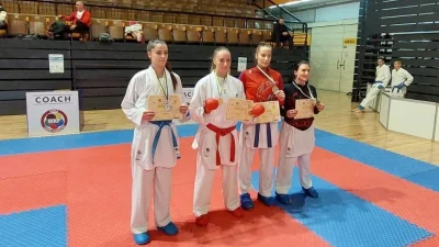Četiri medalje za Slaviju u Tuzli: Marina Kurteš i Pavle Avramović ponovo zlatni