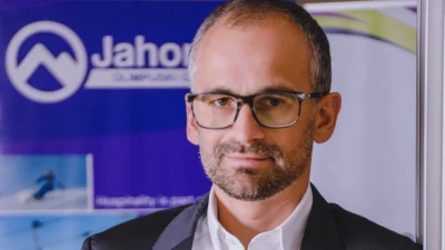 „Hiljadu skija za našu djecu" – Dejan Ljevnaić pokrenuo  akciju u okviru koje dodjeljuje čak 1.000 pari skija za najmlađe
