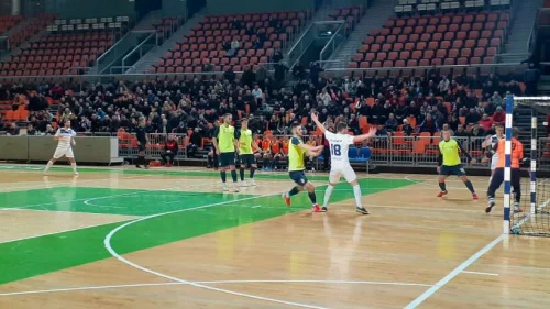 Derbi prvenstva zeničkim Neimarima i titula, prva pobjeda Novog Travnika, Prva futsal liga FBiH, grupa 4