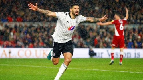 Mitrović došao do 40. gola u sezoni i odveo Fulam u Premijer ligu, Engleska: Championship