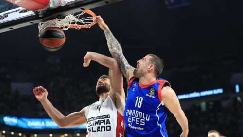 EL: Mciić vodio Efes do pobjede