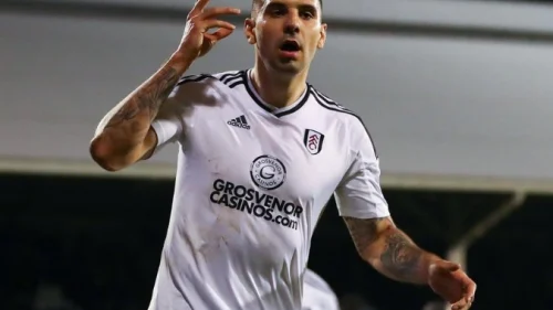 Dva gola Mitrovića u ubjedljivoj pobjedi Fulama kojom su potvrdili titulu, Engleska: Championship
